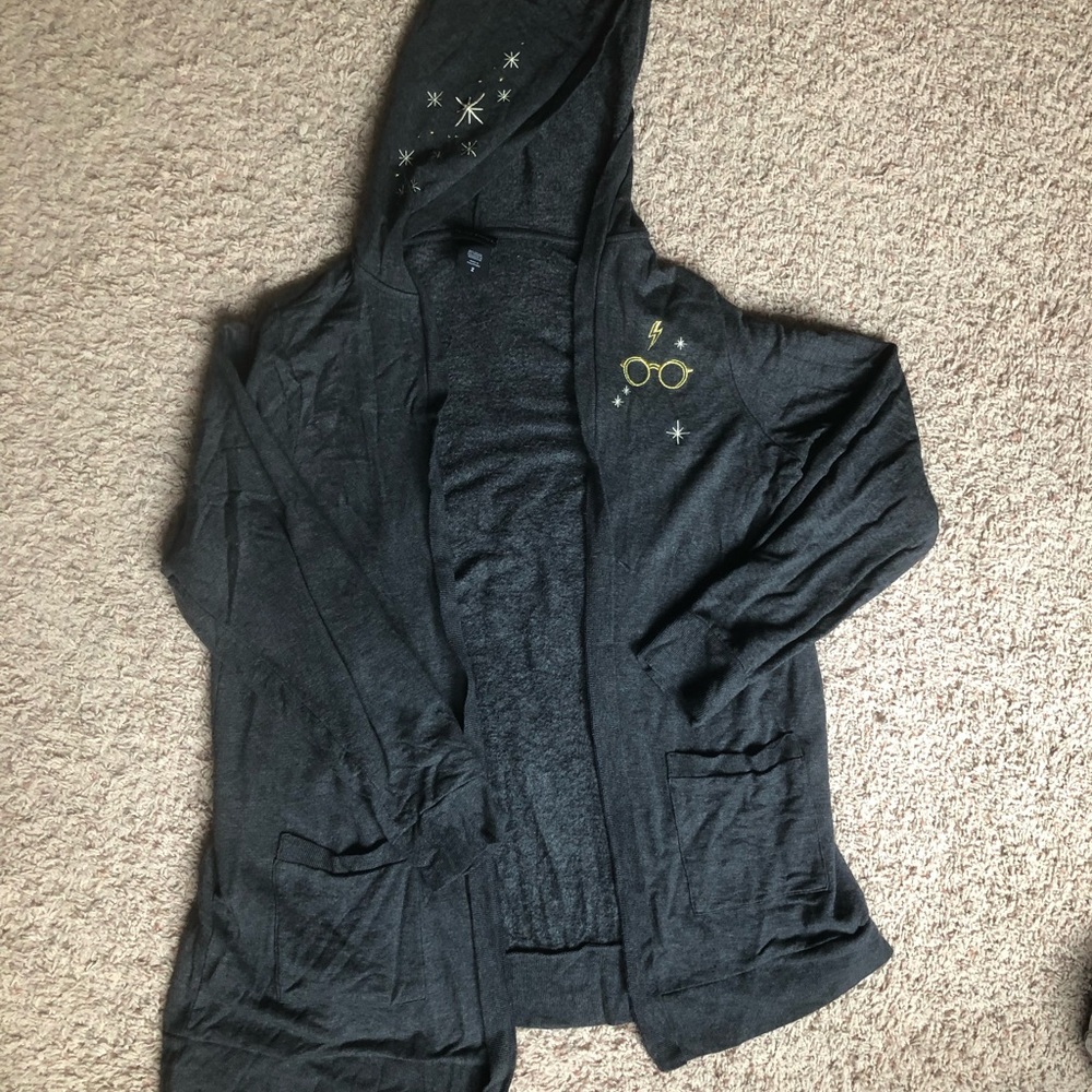 Torrid size 2 Harry Potter sweater